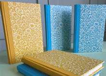 Load image into Gallery viewer, 'Erigeron' small book