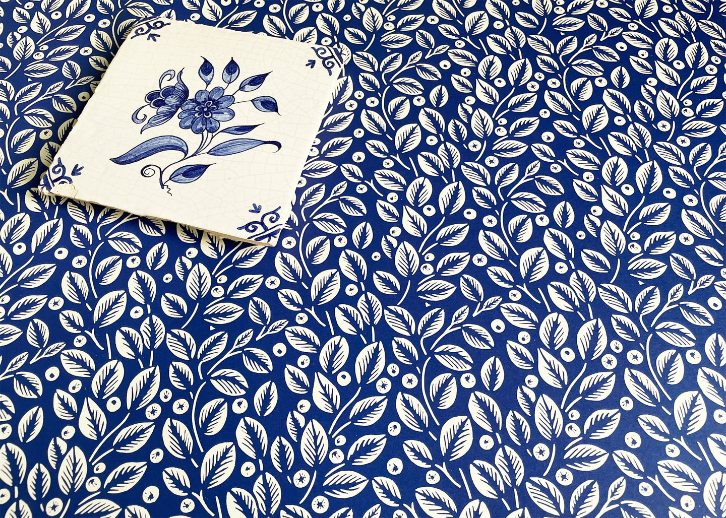 'Berry' wrapping paper