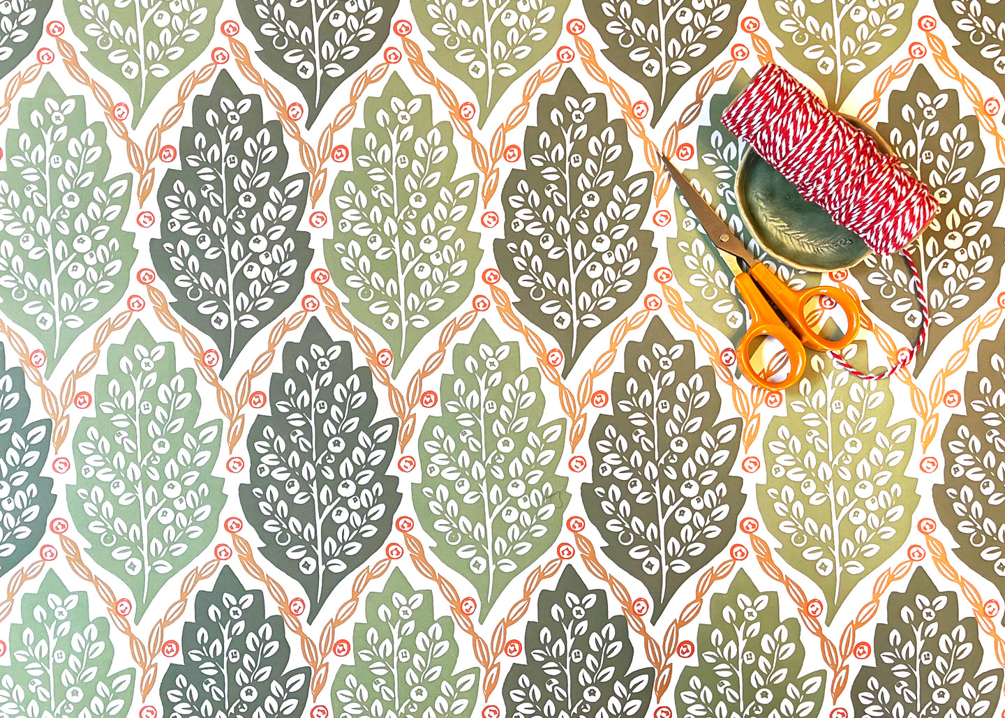 'Cotoneaster & Leaf' wrapping paper